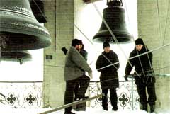 Летом 1988 года на звоннице Софийского собора вновь зазвучали 24 колокола XVII—XIX веков — один из немногих чудом сохранившихся в России полных наборов колоколов.