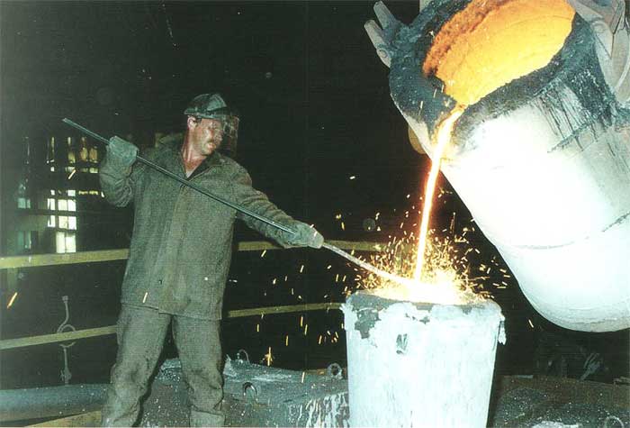 За последние десять лет ОАО «Северсталь» (Череповецкий металлургический комбинат) превратилось из крупнейшего российского предприятия в одну из ведущих сталелитейных компаний мира.