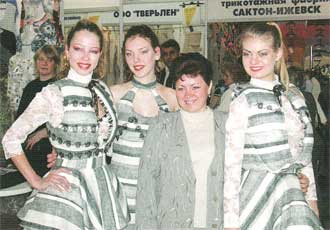 На выставке-ярмарке «Российский лен» ежегодно демонстрируются новые модные наряды.