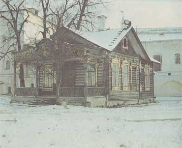 Деревянный дом XIX века на территории Вологодского кремля